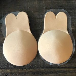 Women’s breast lifters